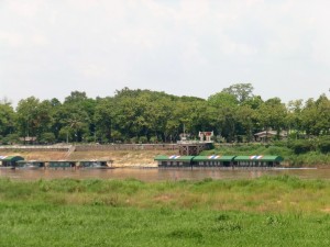 Río Mekong y Tailandia desde Vientián